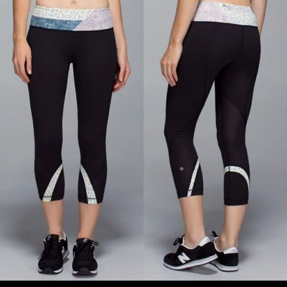Lululemon Run Inspire Crop II Sz 4 In Black / Wi14 - Picture 2 of 12